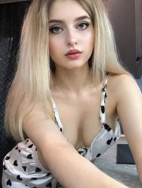 Оля индивидуалка Москвы у метро Ленинский проспект зрелые индивидуалки Москвы